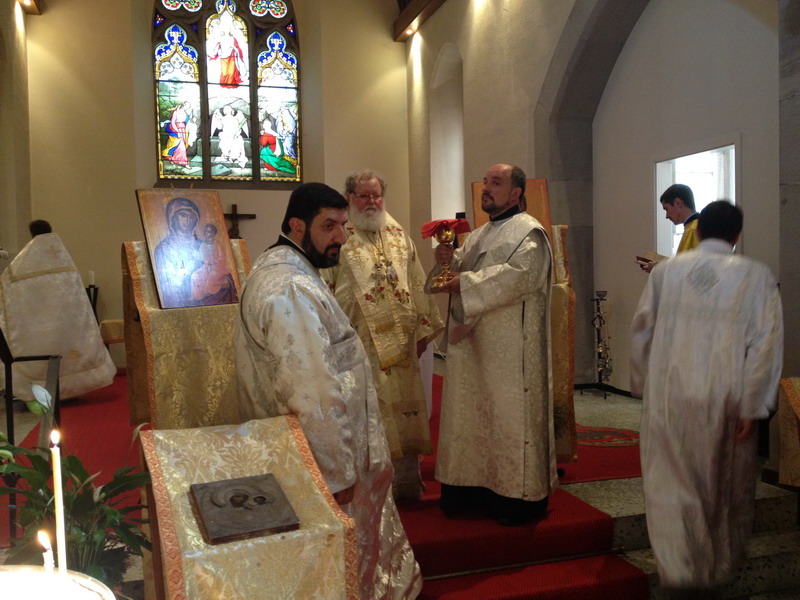 Pres_Praz_2012_Slujba_20.jpg