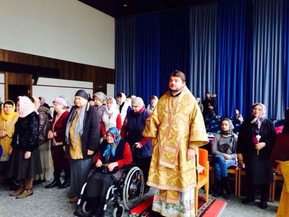 Pfor_Slujba_2015_03_15_06.jpg